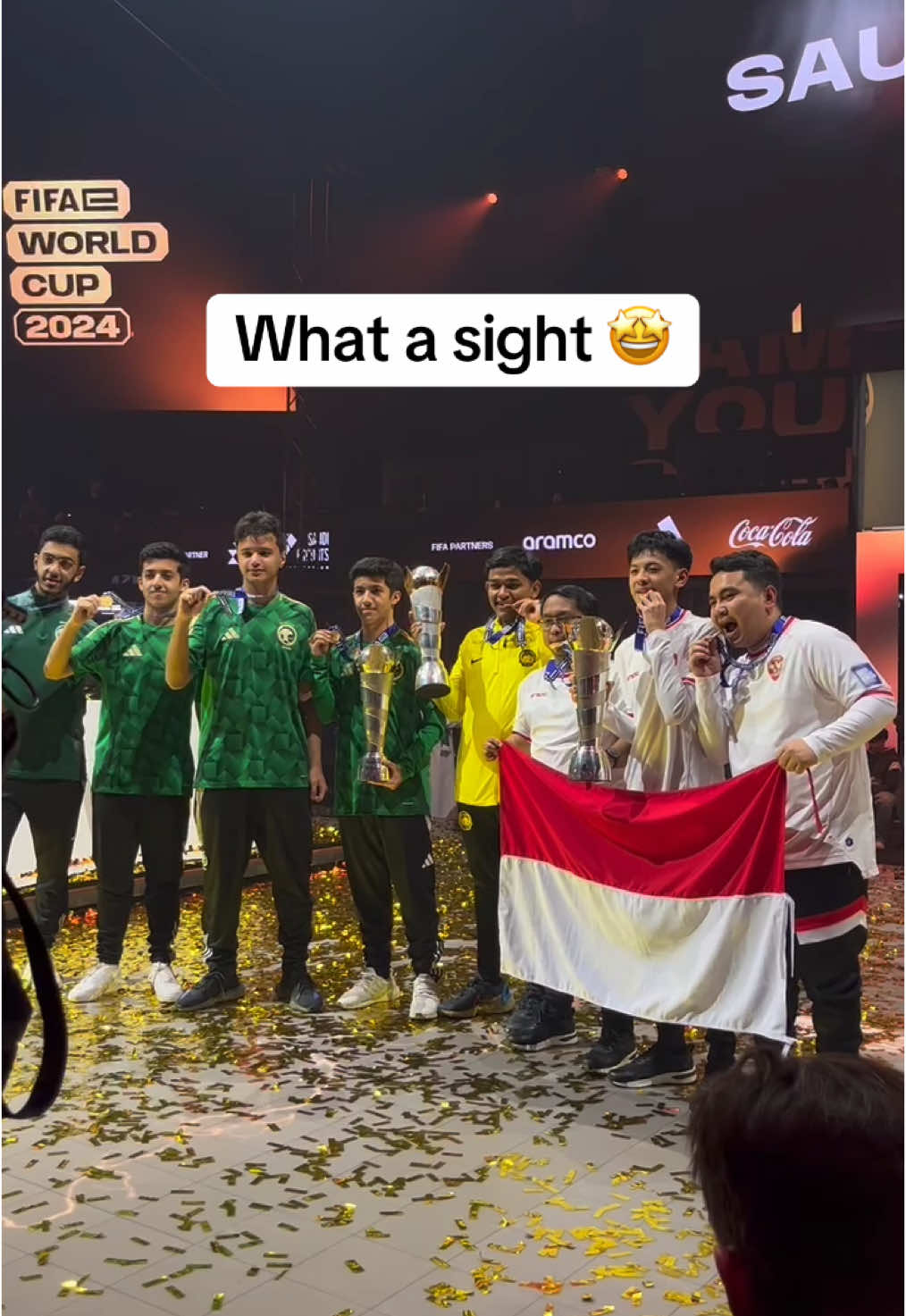 , Football: Combien de Champions pouvons-nous vivre dans une seule pi&egrave;ce ? &hellip;

|Tik Tok